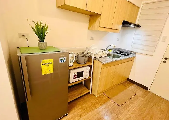 Hotel Infina Towers Affordable Staycation *